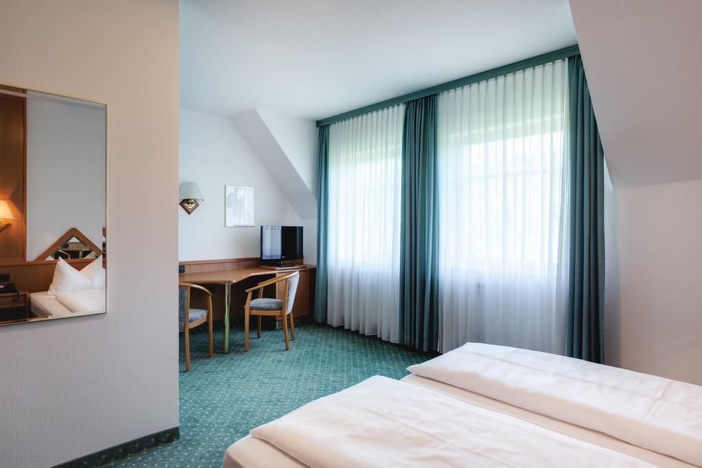 Stadthotel Muenze Bad Mergentheim Exterior foto