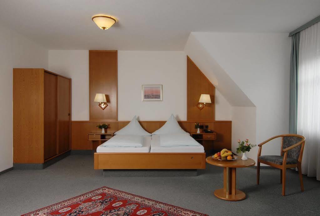 Stadthotel Muenze Bad Mergentheim Exterior foto